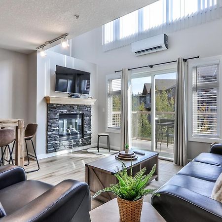 Charming 1 Bdrm Plus Loft With Views Managed By Little Sister Getaways Canmore Exterior foto